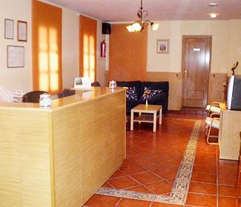 Hostal Emilio Barajas Мадрид Экстерьер фото